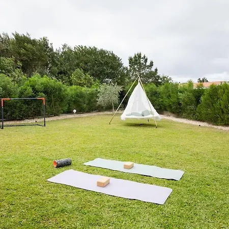 Seashore Escape By Lisbeyond